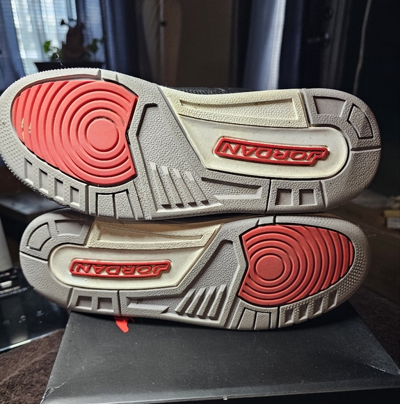 EUC KID'S NIKE AIR JORDAN 3 RETRO (GS) SIZE 6.5 YOUTH - Picture 6 of 9